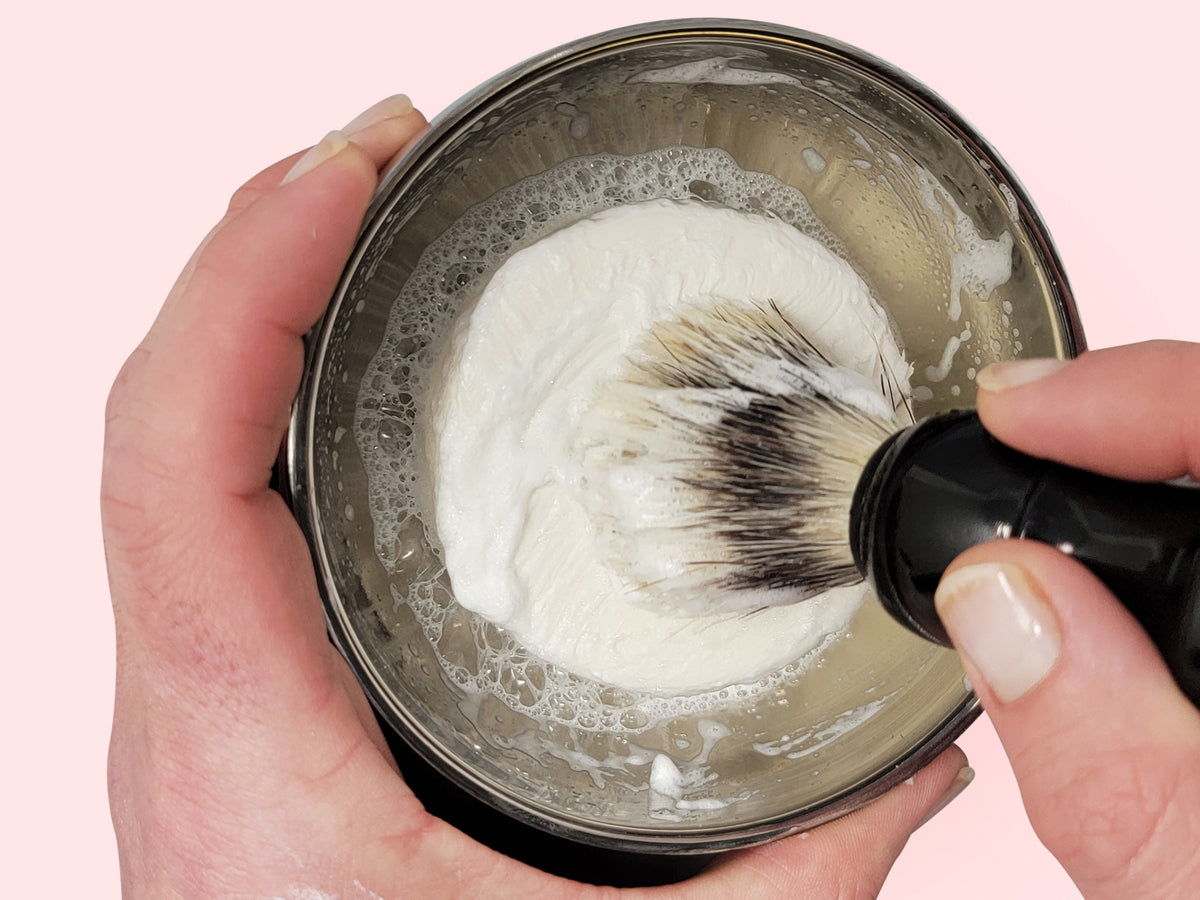 Shea Butter & Clay Shaving Soap "Rome"